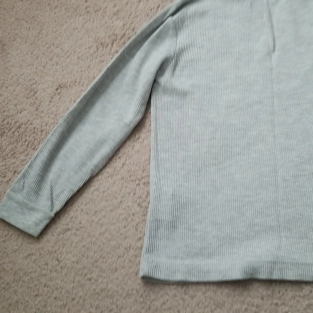 Old Navy Boy's Knit Long Sleeve Shirt